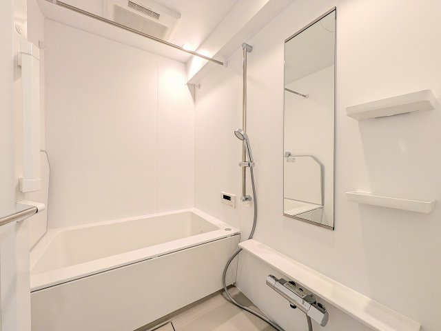 コートプラザ八王子の浴室|～新規交換したキレイなバスルーム　気持ち良く湯船に浸かる事が出来ます～