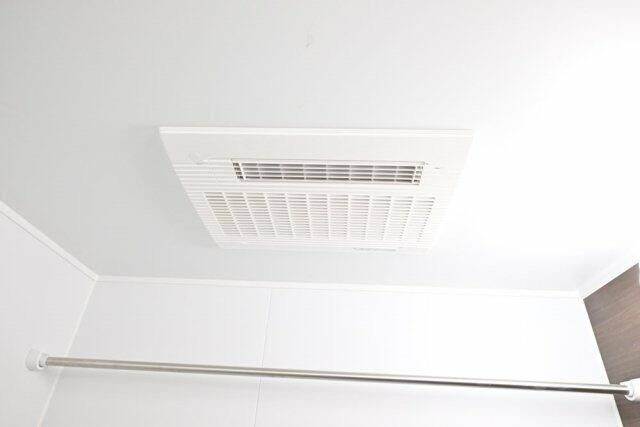 トレス両国の設備|浴室乾燥機