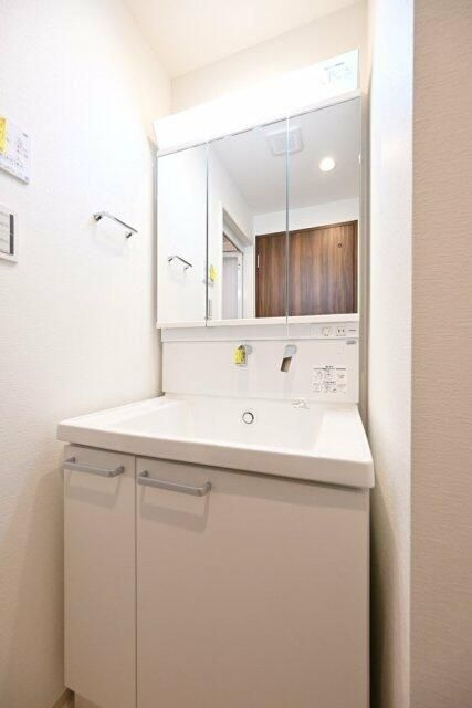 トレス両国の洗面所