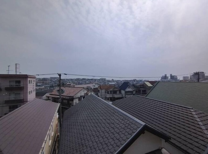 高丸１丁目貸家の展望