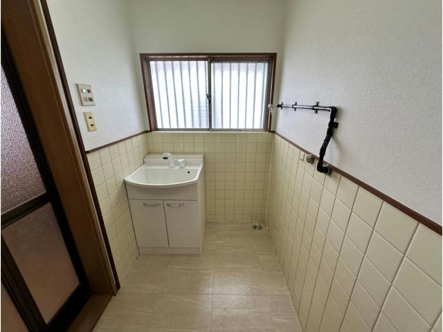 高砂市米田町塩市306戸建ての洗面所