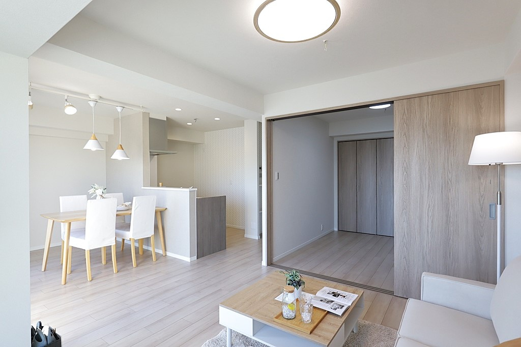 ～ペットと暮らせるマンション～万葉ハイツ小阪菱屋西の居間・リビング