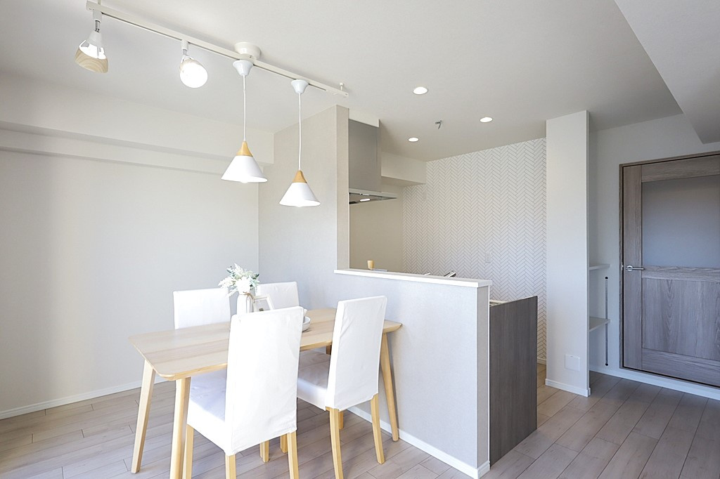 ～ペットと暮らせるマンション～万葉ハイツ小阪菱屋西の居間・リビング