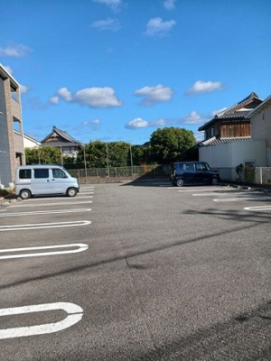 【駐車場】 | スカイリーフ
