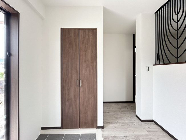 【玄関】 | 糟屋郡宇美町四王寺坂３丁目　中古一戸建☆仲介手数料無料☆