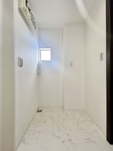 【脱衣所】 | 糟屋郡宇美町四王寺坂３丁目　中古一戸建☆仲介手数料無料☆