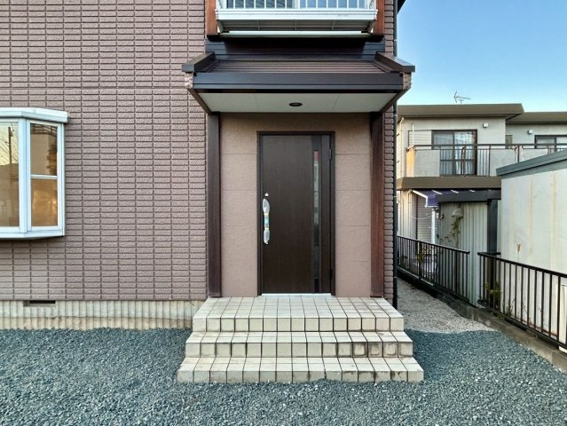 【玄関】 | 糟屋郡宇美町四王寺坂３丁目　中古一戸建☆仲介手数料無料☆