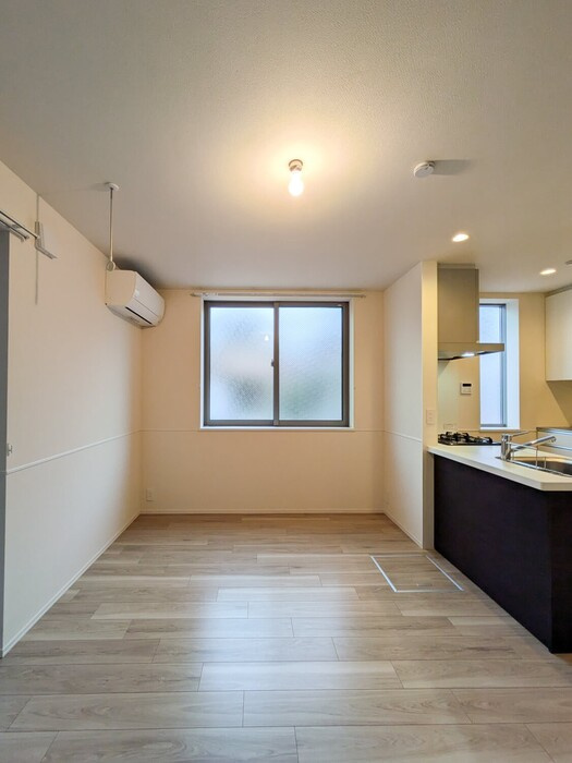 Paul Maisonの居間・リビング