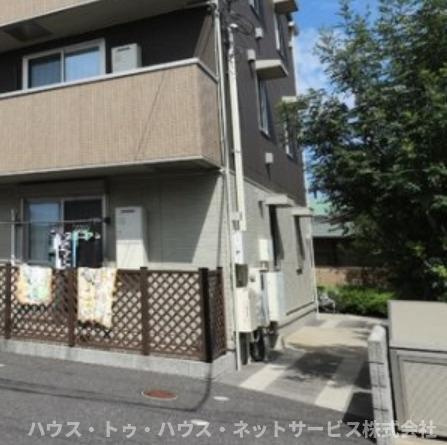 オアシスのエントランス