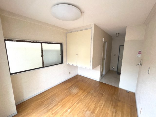 メゾンブランシュの洋室