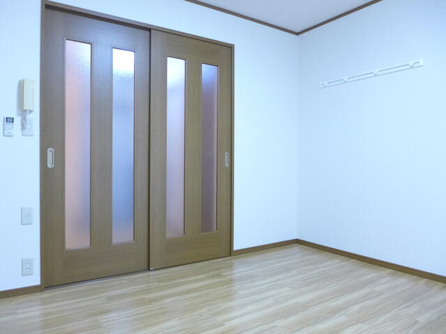 キッチン側のドア
