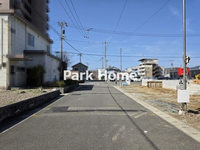 高知市南金田-１号棟- 新築戸建ての前面道路含む現地写真