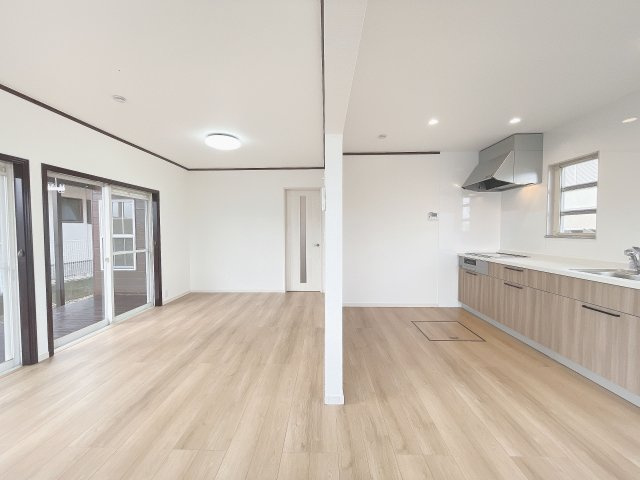 【居間・リビング】 | 糟屋郡志免町向ヶ丘１丁目　中古一戸建☆仲介手数料無料☆
