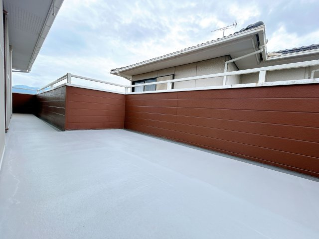 【バルコニー】 | 糟屋郡志免町向ヶ丘１丁目　中古一戸建☆仲介手数料無料☆