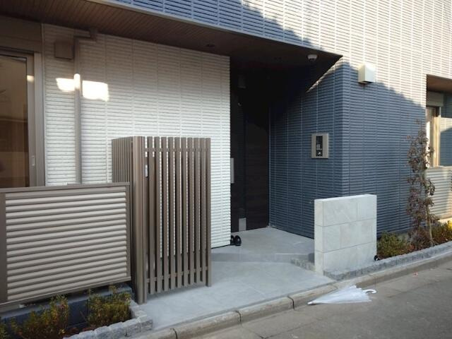 ジェミニ・サウスのエントランス|外の入り口です