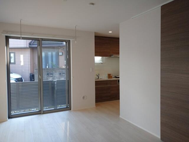 ジェミニ・サウスの居間・リビング|明るいリビングです