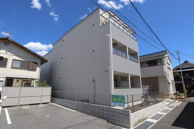 クレアール小綱町の外観