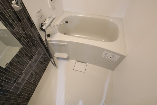 クレアール小綱町の浴室