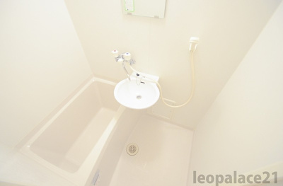 【浴室】 | リラ | 浴室換気乾燥機付き