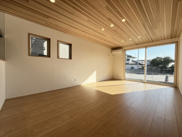 【居間・リビング】 | 本庄市日の出　新築戸建　フルクラシル　全3棟　C号棟