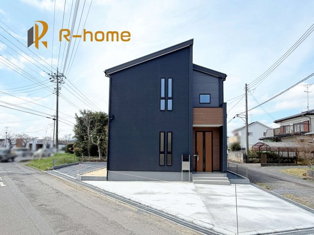 小美玉市江戸1期　新築戸建て　1号棟の外観|建物完成いたしました！ご予約で『平日』や『夕方』などでもご見学可能です！