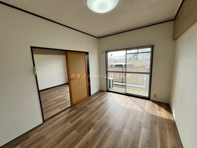 【居間・リビング】 | リバーサイドレジデンス