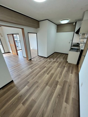 【居間・リビング】 | リバーサイドレジデンス