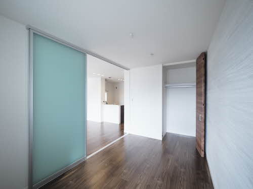 サンビューロ・シンエイの寝室