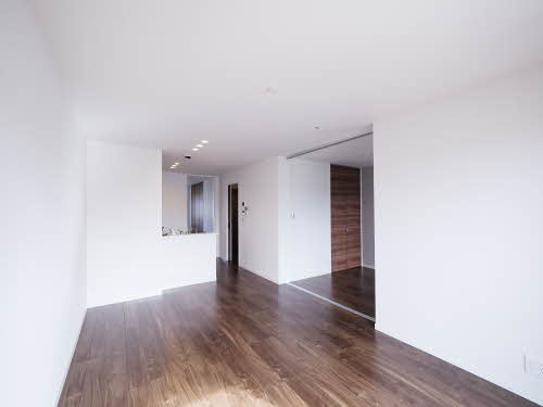 サンビューロ・シンエイの居間・リビング