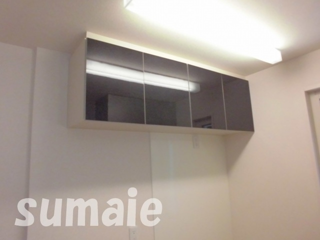 アプロ東小松川の収納|吊り棚です