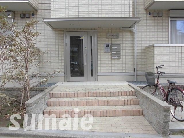 アプロ東小松川のエントランス