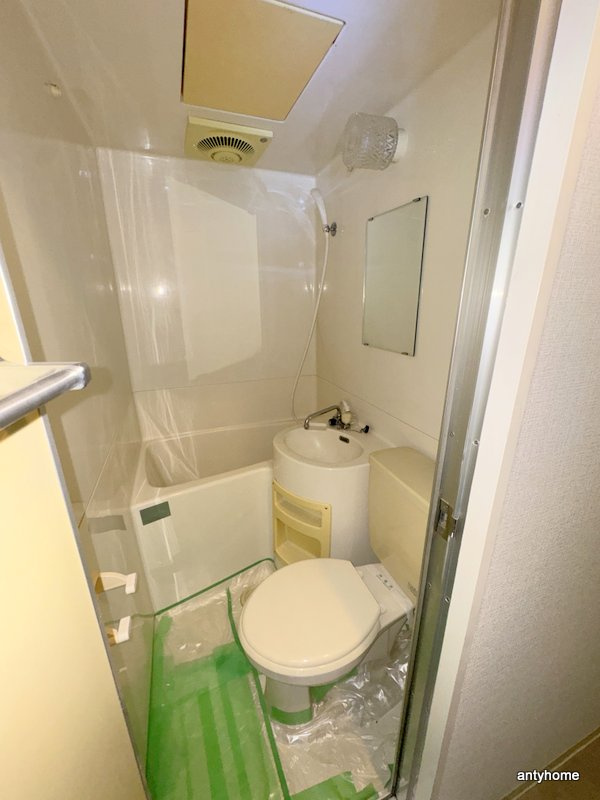 岡本ハイツ　仲介手数料無料の浴室