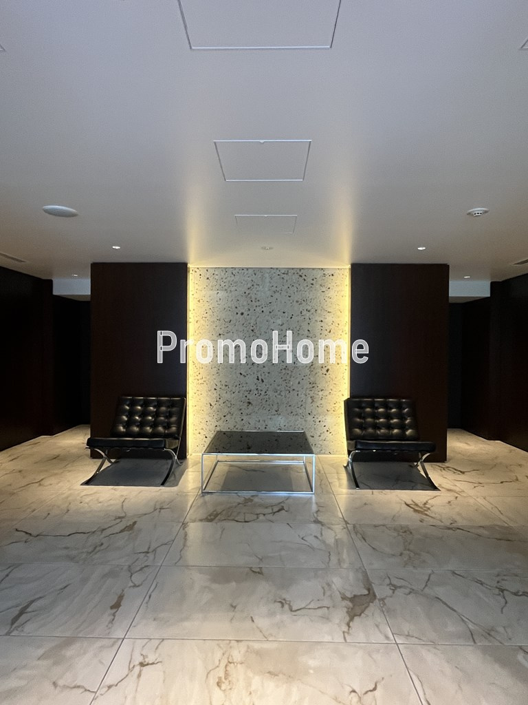 シーズンフラッツ新御徒町のロビー