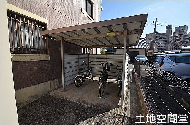 プレステージ陣原のその他共用部分|自転車置き場