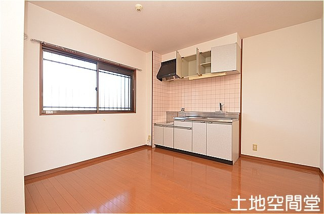 プレステージ陣原の居間・リビング