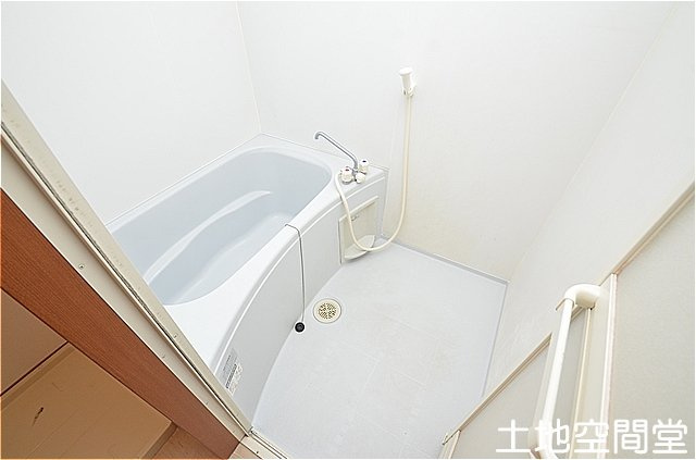 プレステージ陣原の浴室