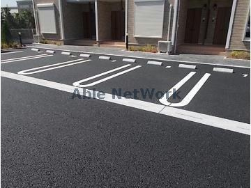 アルバⅡの駐車場|駐車場