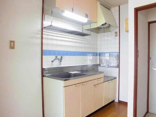 エルディム橋本のキッチン|使いやすいキッチンです