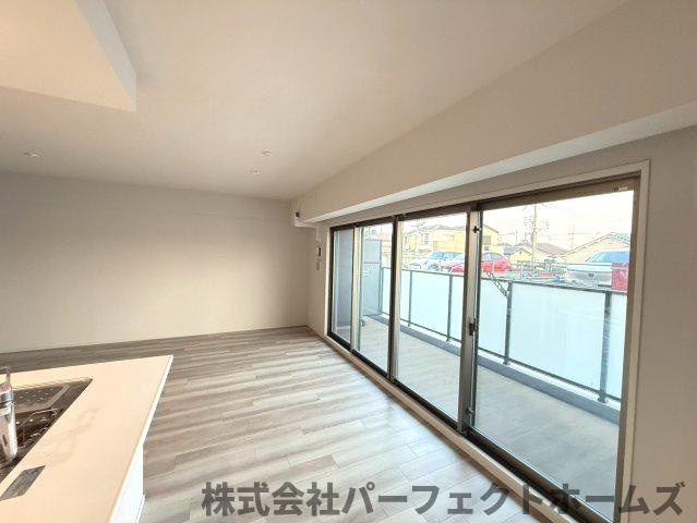 【居間・リビング】の画像