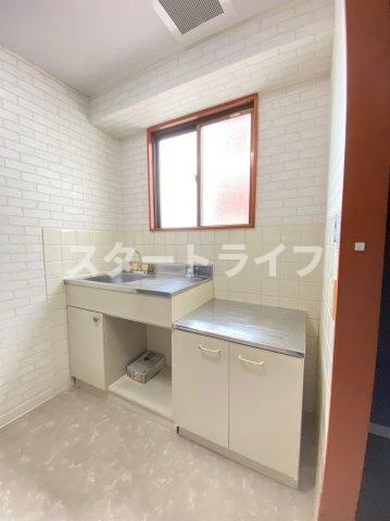 大阪市東淀川区西淡路５丁目の賃貸マンションのキッチン|参考写真