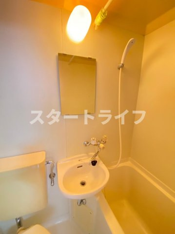 大阪市東淀川区西淡路５丁目の賃貸マンションの洗面所|参考写真