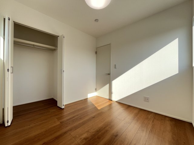 【洋室】 | 本庄市日の出　新築戸建　フルクラシル　全3棟　D号棟