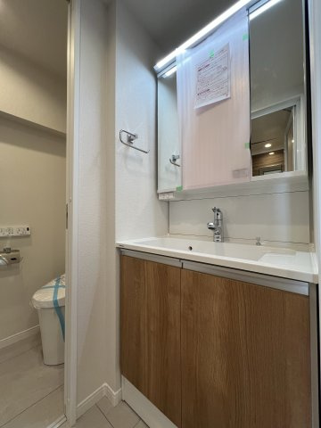 西小山サマリヤマンションの独立洗面台|施工例