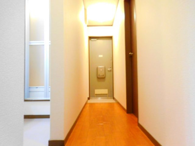 【玄関】 | メゾン千代田