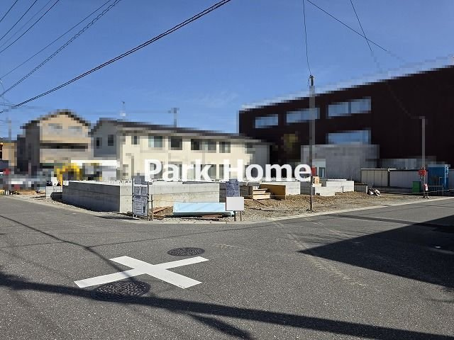 高知市南金田-3号棟- 新築戸建ての前面道路含む現地写真