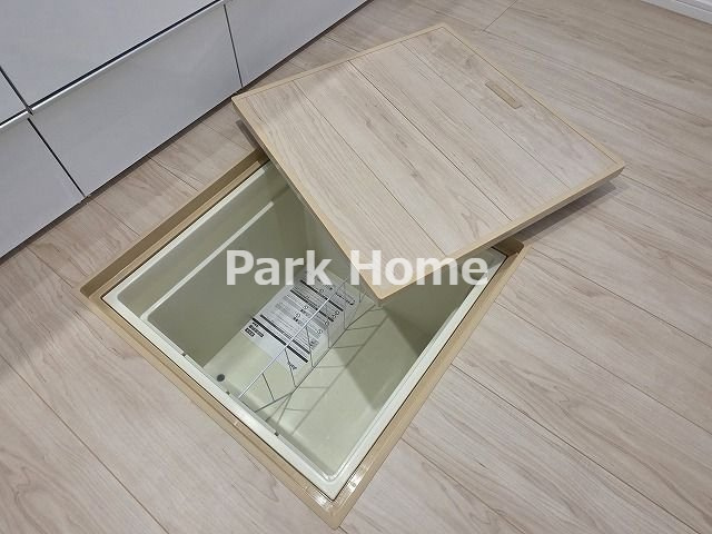 高知市南金田-3号棟- 新築戸建ての収納|キッチン床下収納