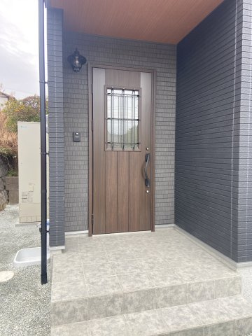 【玄関】 | 大牟田宅峰中学校西1