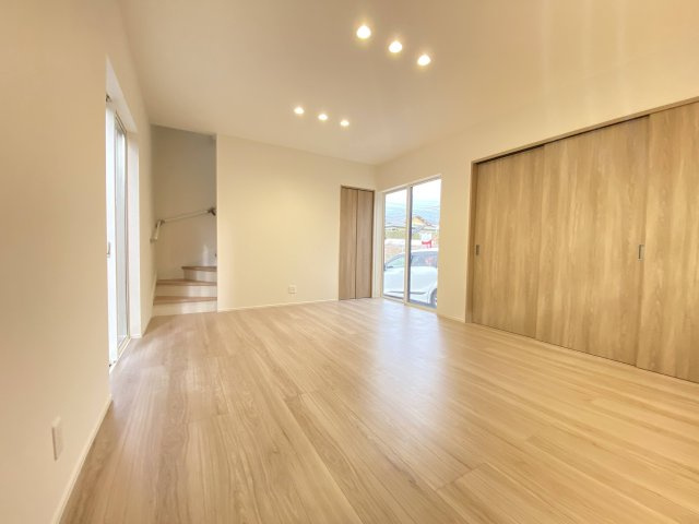 【居間・リビング】 | 大牟田宅峰中学校西1