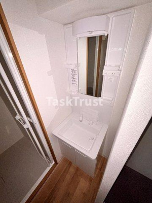 【洗面所】 | ヴィラナリー太子橋今市