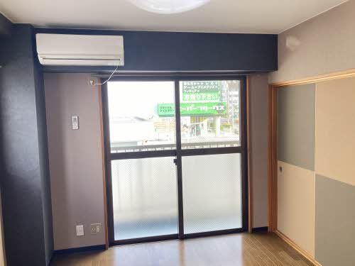 サンハイツの居間・リビング